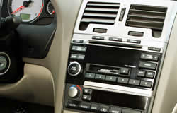 Nissan Maxima console