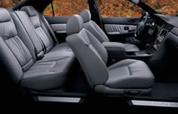 2004 Acura RL interior