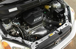 2.4-liter DOHC 16-valve SFI 4-cylinder with VVT-I technology